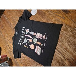 New Harry Potter Hogwarts Potions Tee NWT Women’s XS Black Graphic T-Shirt